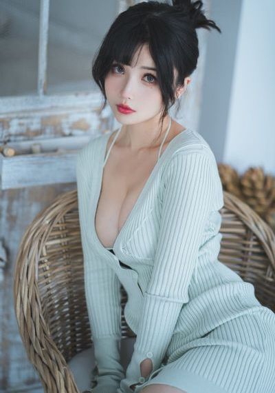 女生玩跳蛋