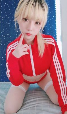 窥探在线观看