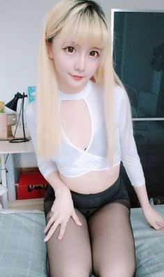 秋霞色