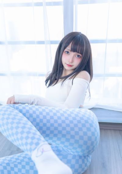 房间里的日本女人