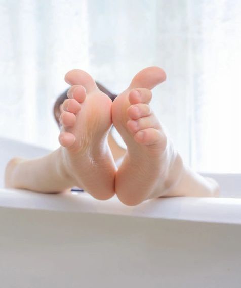 理伦片漂亮的女教师