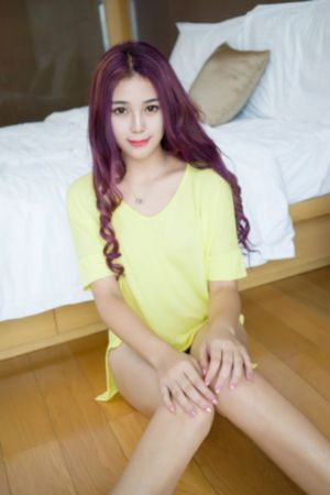 丰满迷人的老师少妇电影