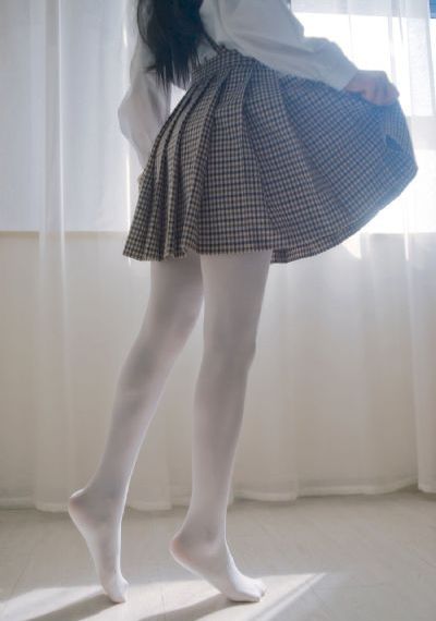 隔壁的女孩4