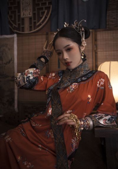 我也隐藏了真相