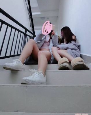 韩国三级在线播放