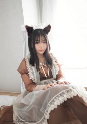 丰满少妇与大狼拘