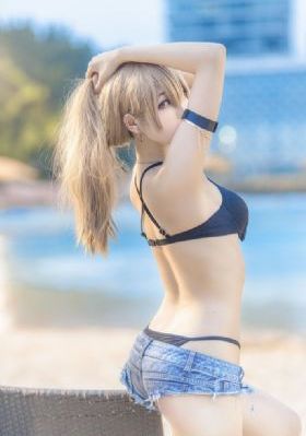 日本吃奶摸下边免费视频